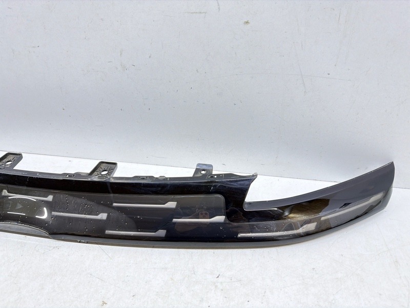 Накладка переднего бампера