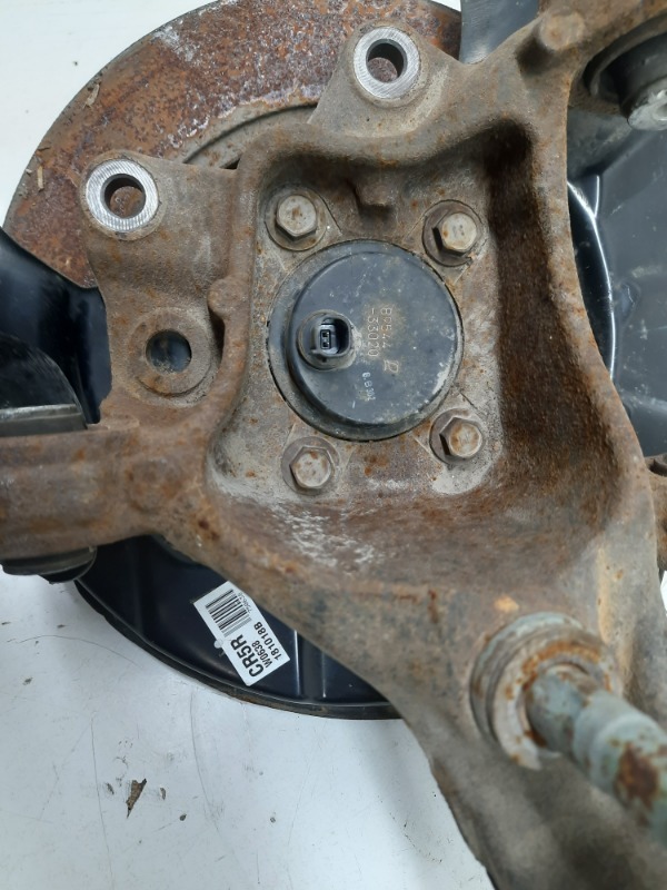 Кулак поворотный задний правый