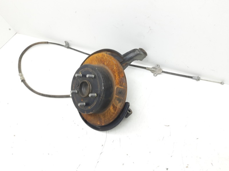 Кулак поворотный задний правый