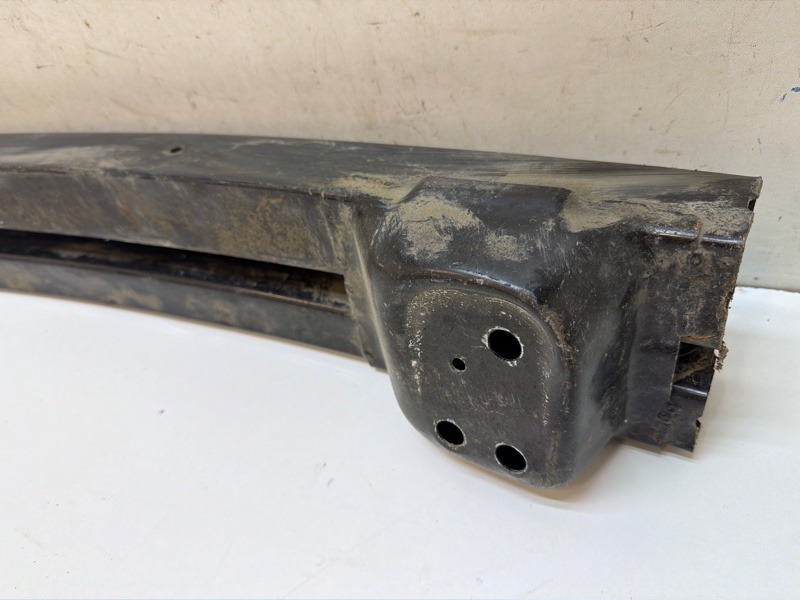 Усилитель заднего бампера