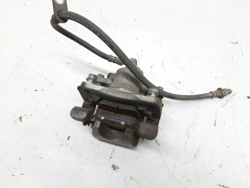 Суппорт задний правый