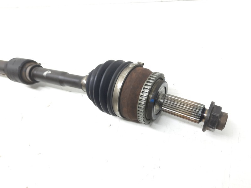 Полуось передняя правая