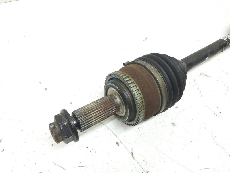 Полуось передняя левая