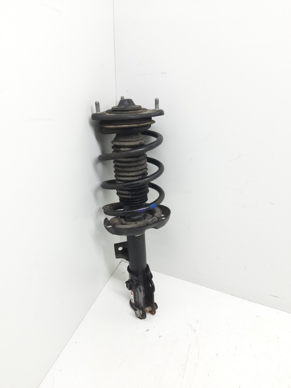 Амортизатор передний правый