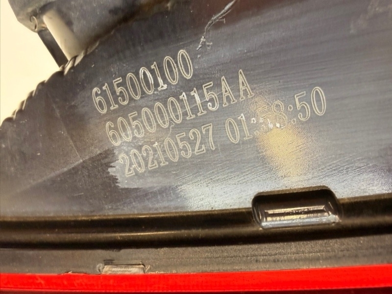 Фонарь задний левый