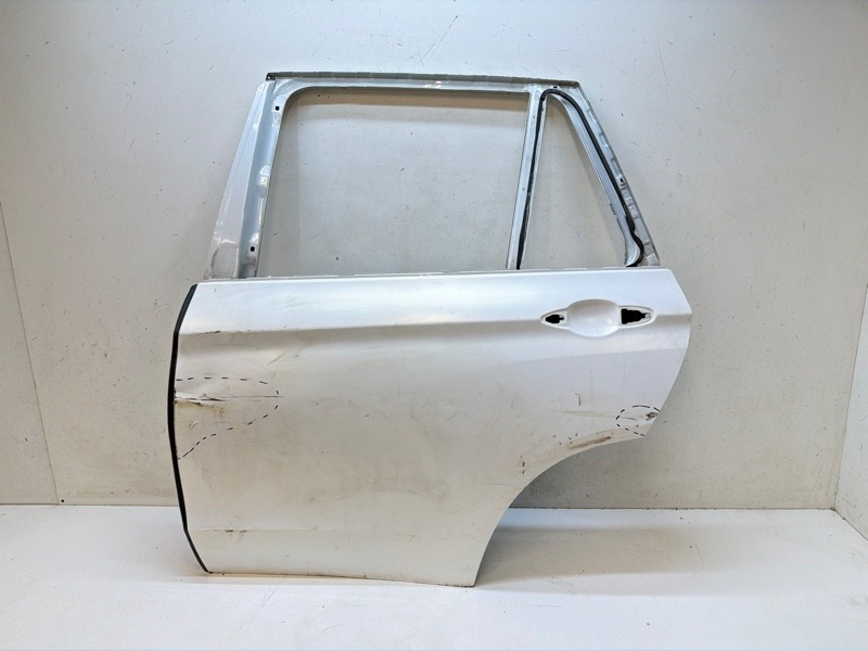 Дверь задняя левая