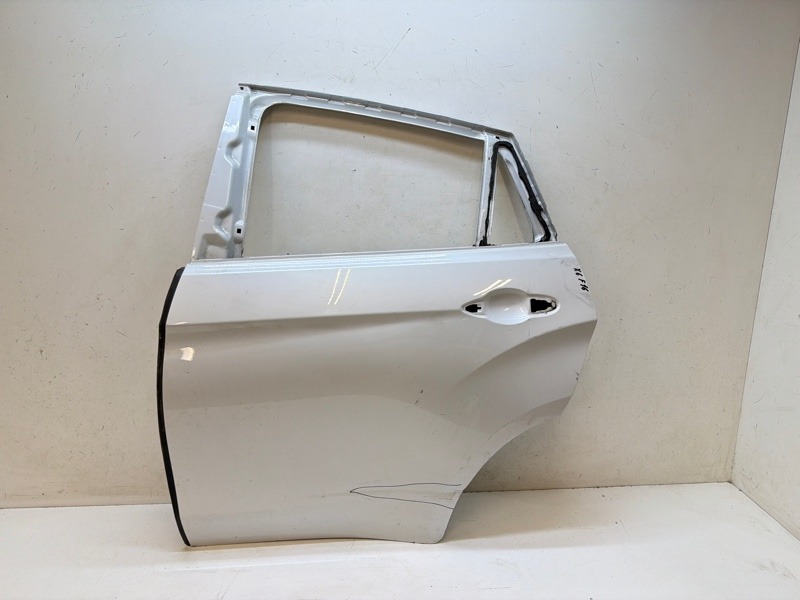 Дверь задняя левая