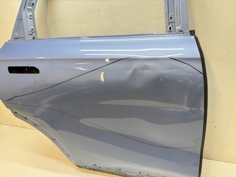 Дверь задняя правая
