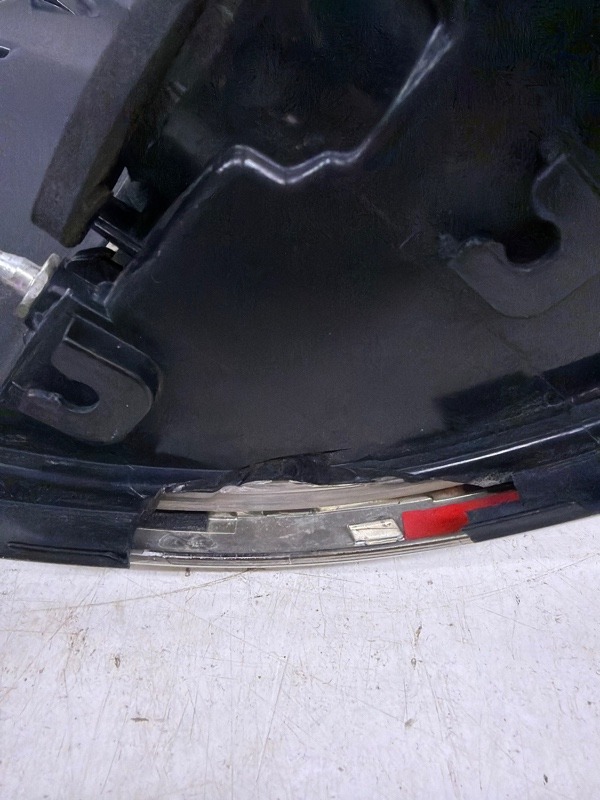 Фонарь задний правый