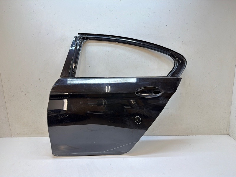 Дверь задняя левая