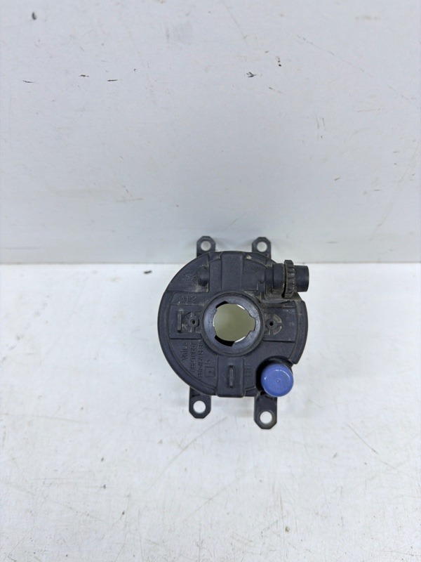 Фара противотуманная левая