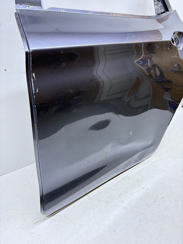 Дверь задняя левая