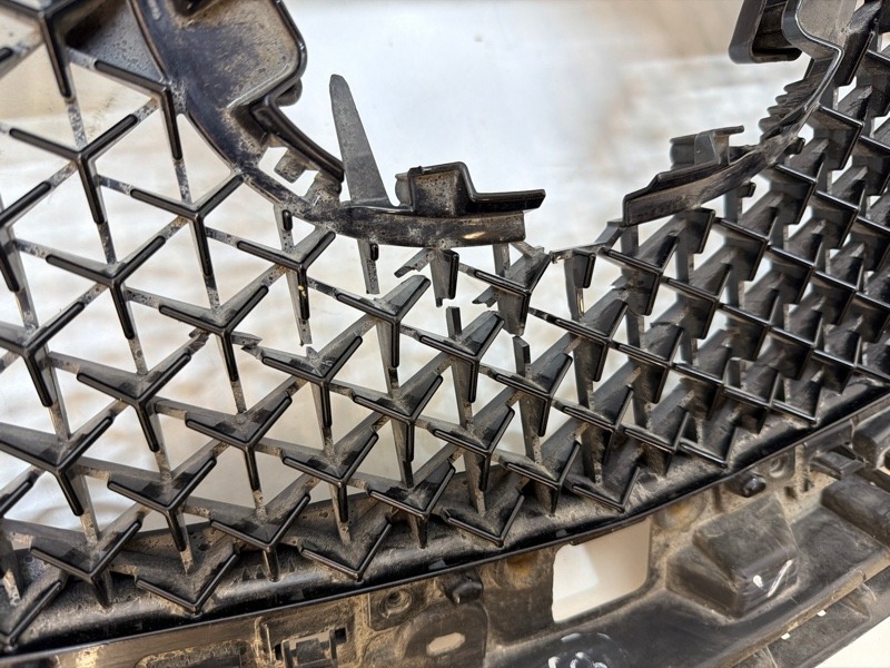 Решетка радиатора