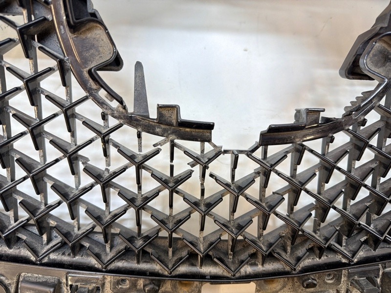 Решетка радиатора