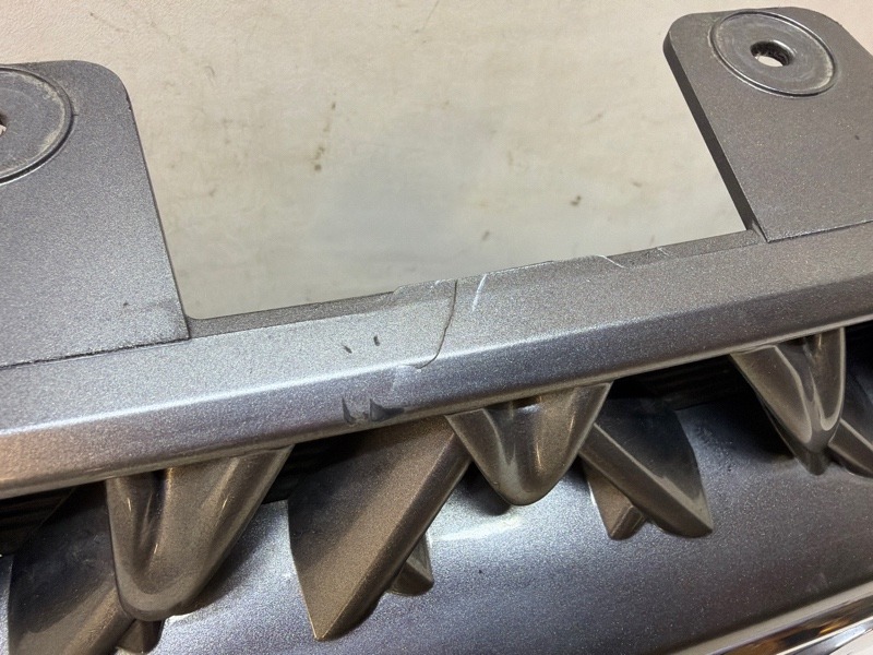 Решетка радиатора