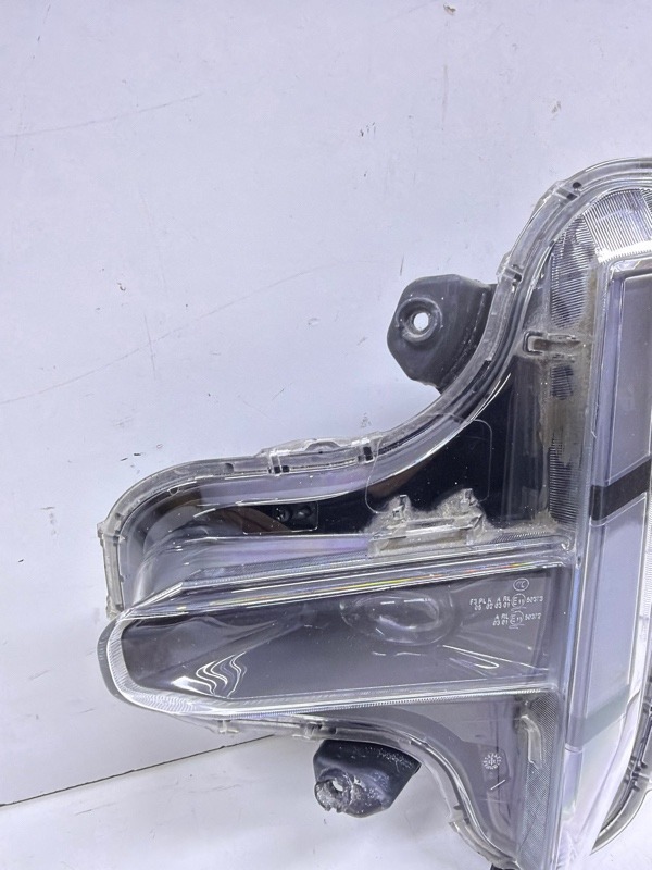 Фара противотуманная левая