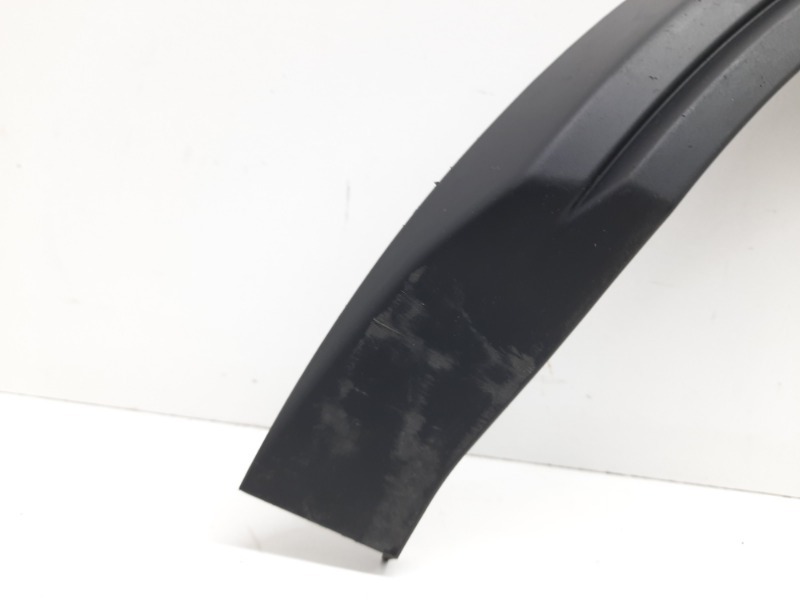 Накладка заднего крыла левого