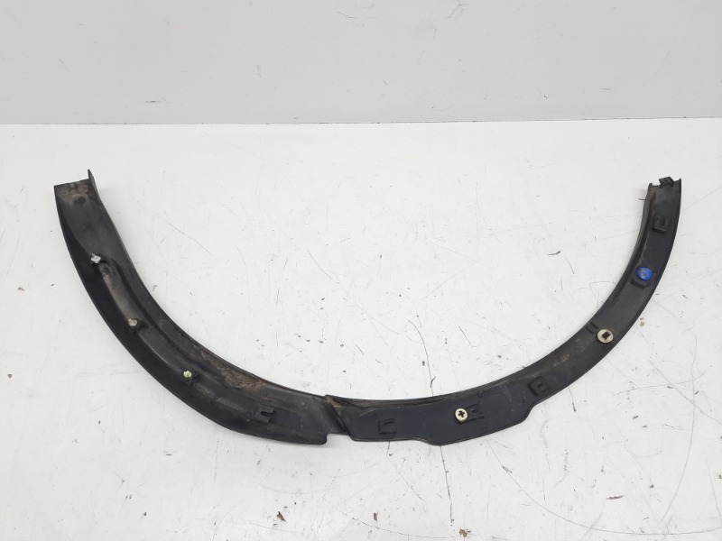 Накладка заднего крыла левого