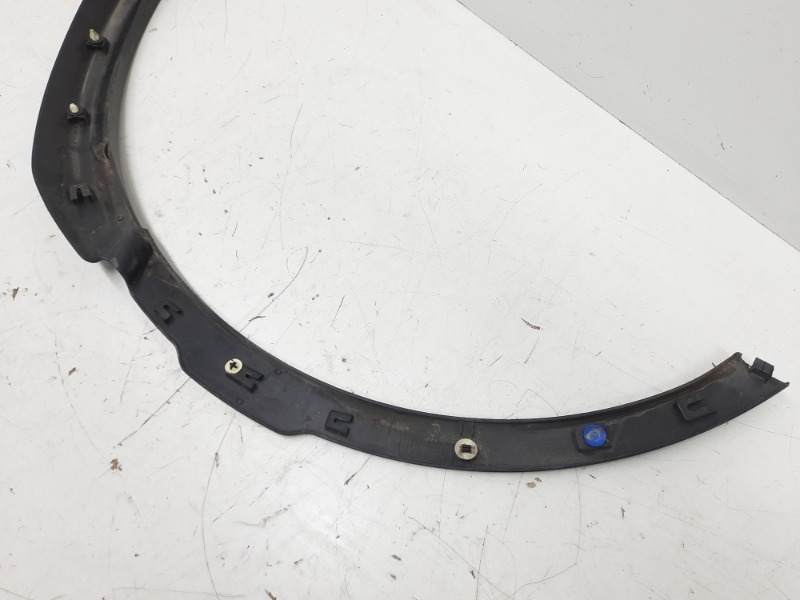 Накладка заднего крыла левого