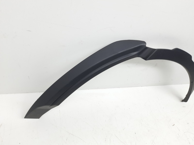 Накладка заднего крыла левого