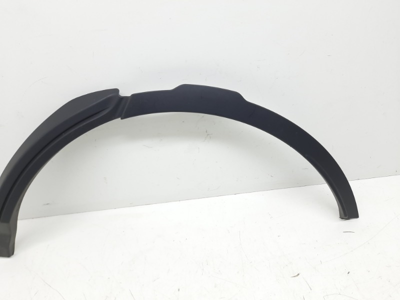 Накладка заднего крыла левого