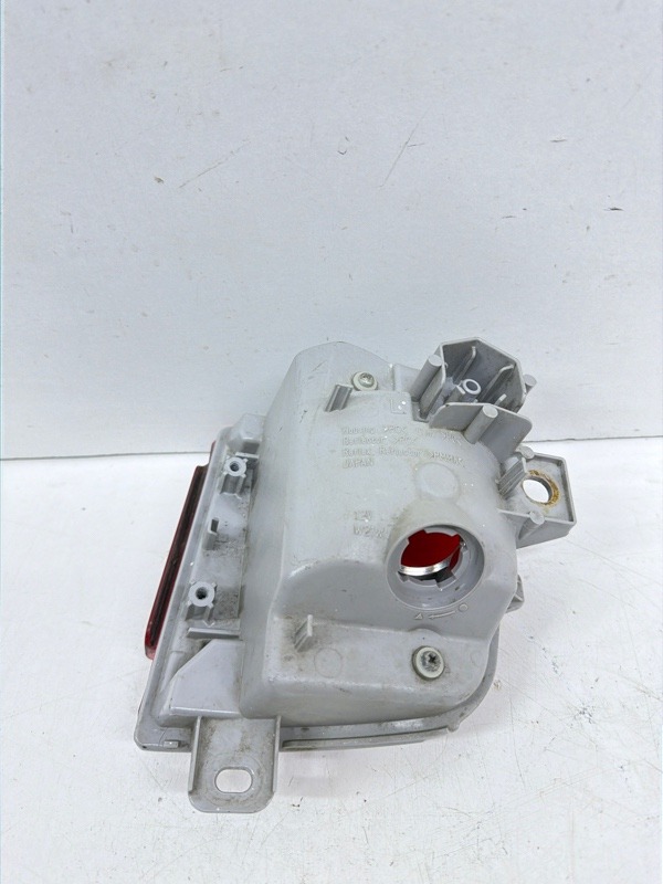 Фара противотуманная левая