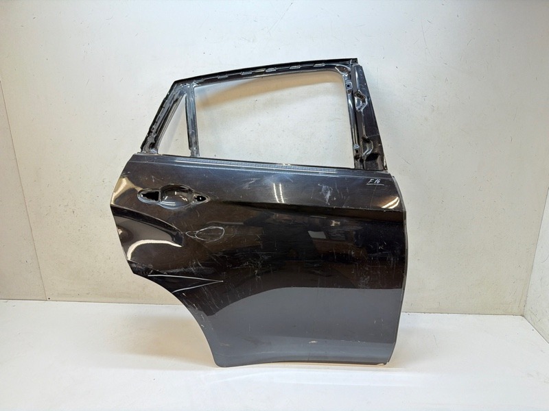 Дверь задняя правая