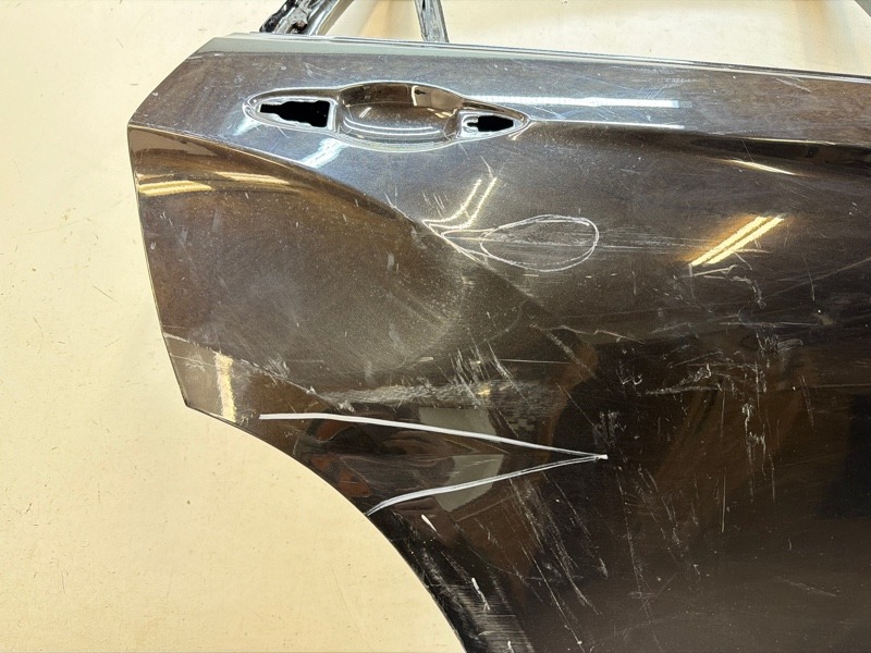 Дверь задняя правая