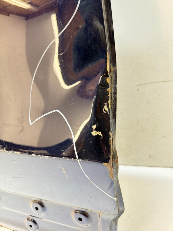 Дверь задняя правая