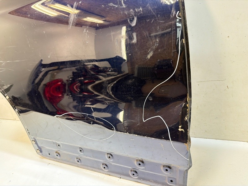 Дверь задняя правая