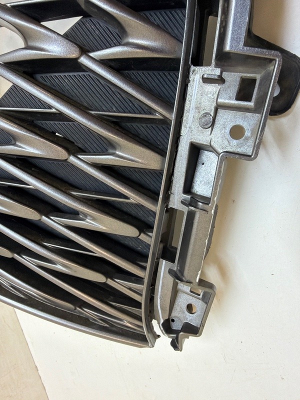 Решетка радиатора