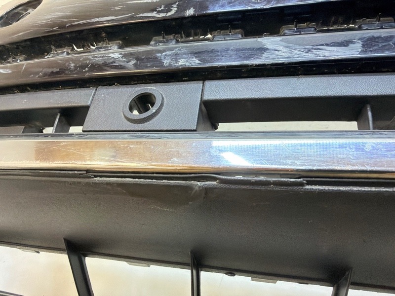 Бампер передний