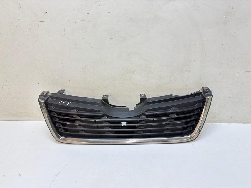 Решетка радиатора