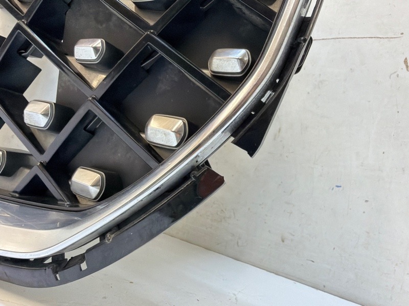 Решетка радиатора