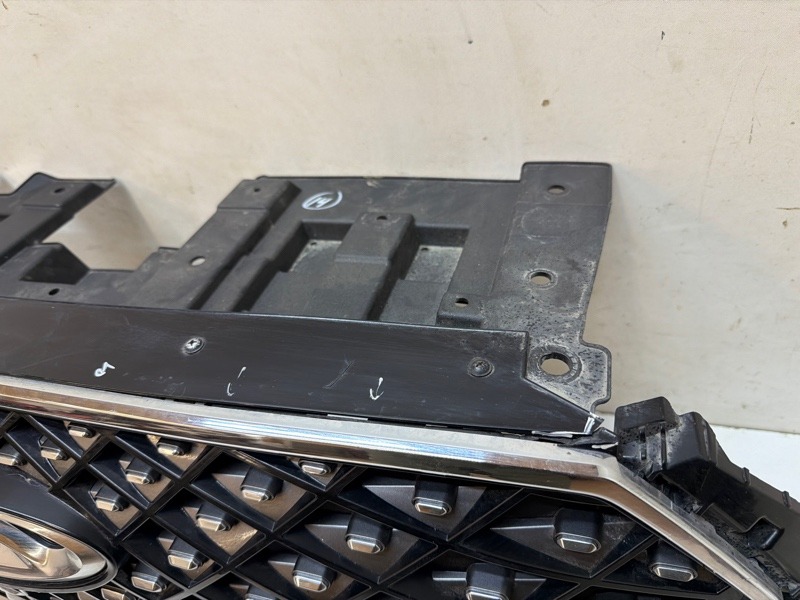 Решетка радиатора