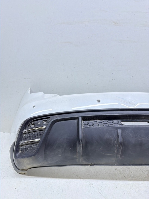 Бампер задний