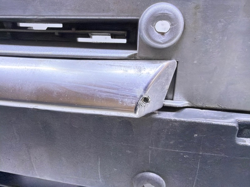 Бампер передний