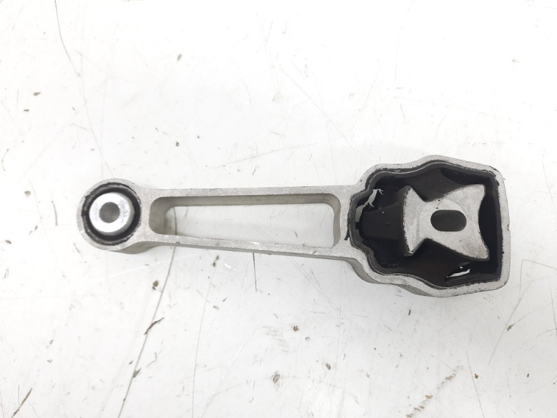 Опора двигателя