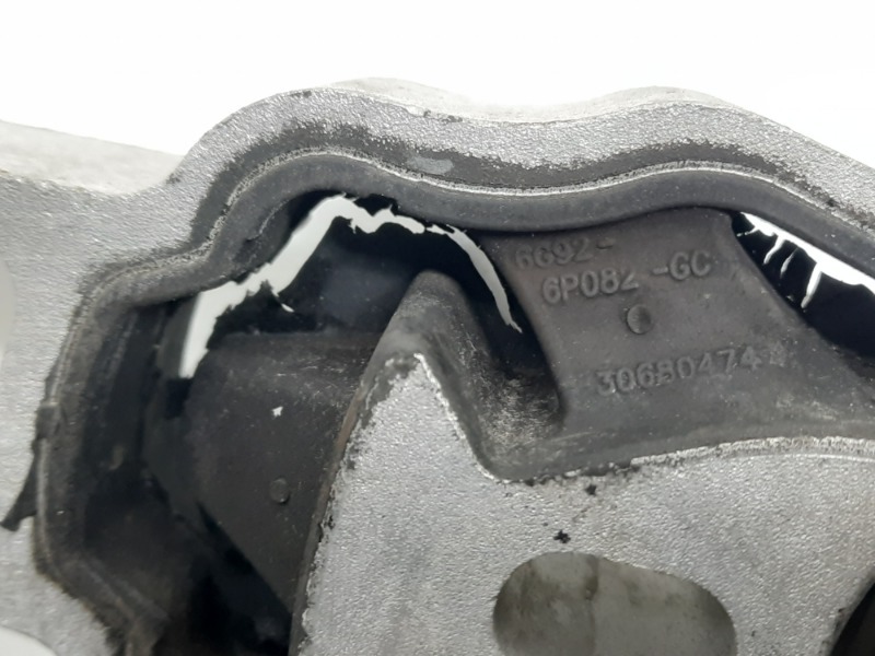 Опора двигателя