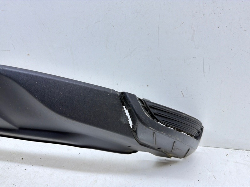 Спойлер переднего бампера