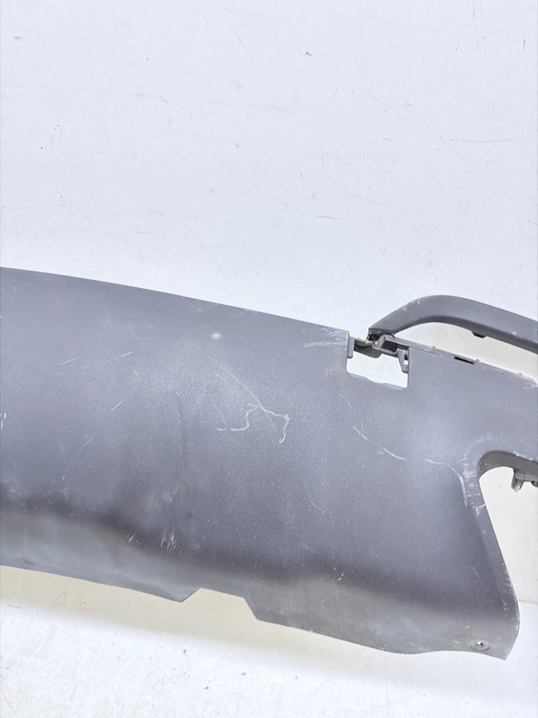 Спойлер заднего бампера