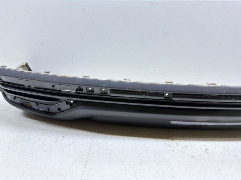 Спойлер заднего бампера