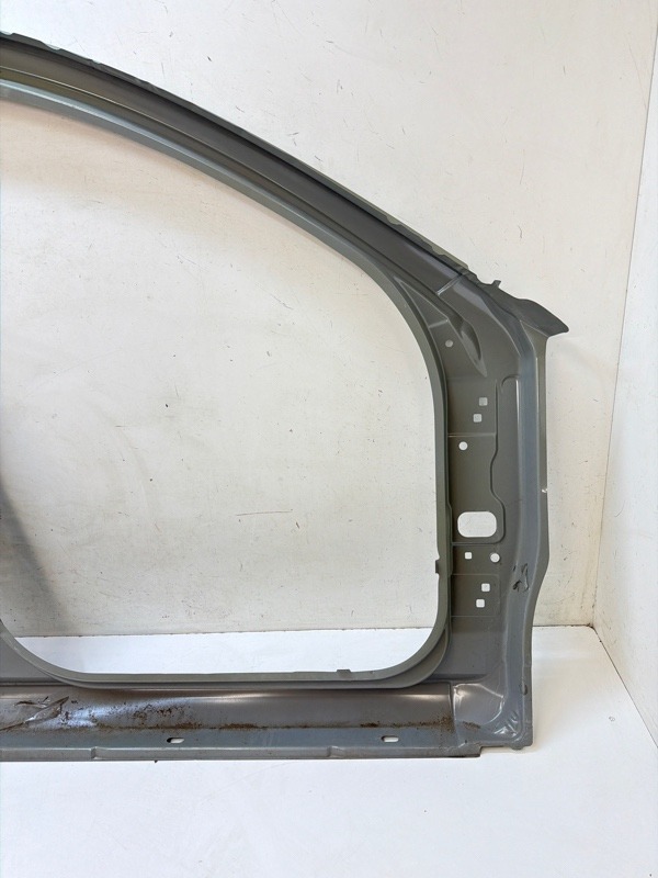 Кузовной элемент