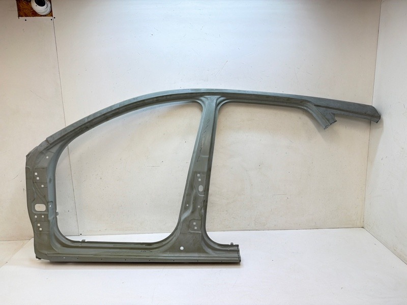 Кузовной элемент