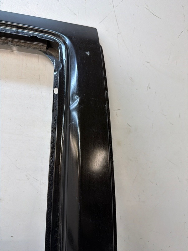 Дверь задняя правая