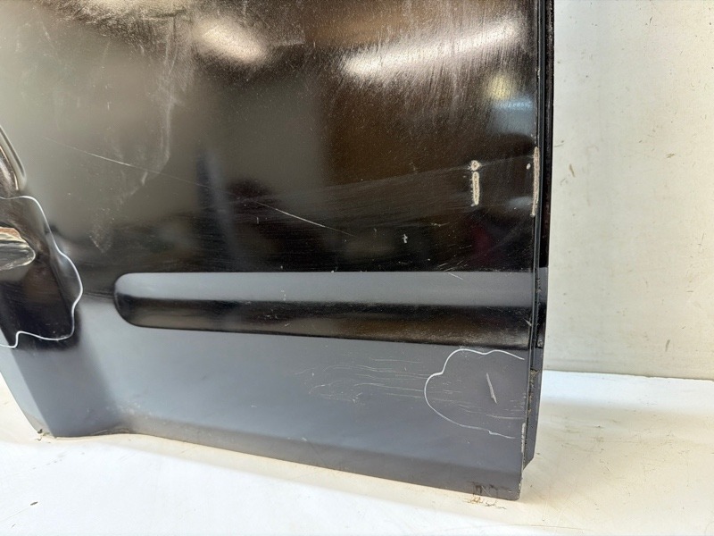 Дверь задняя правая