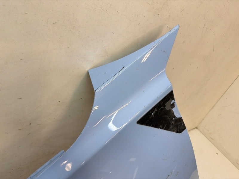 Крыло переднее левое