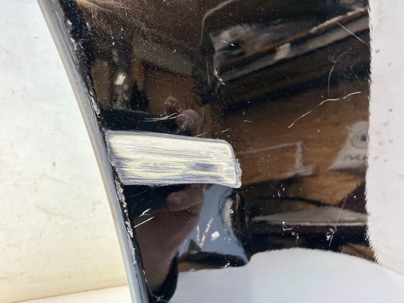 Крыло переднее левое