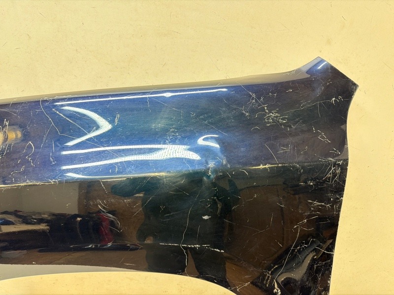 Крыло переднее левое