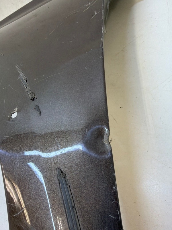 Крыло переднее левое